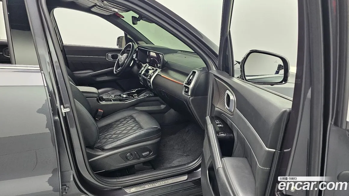 Kia Sorento — фото 10