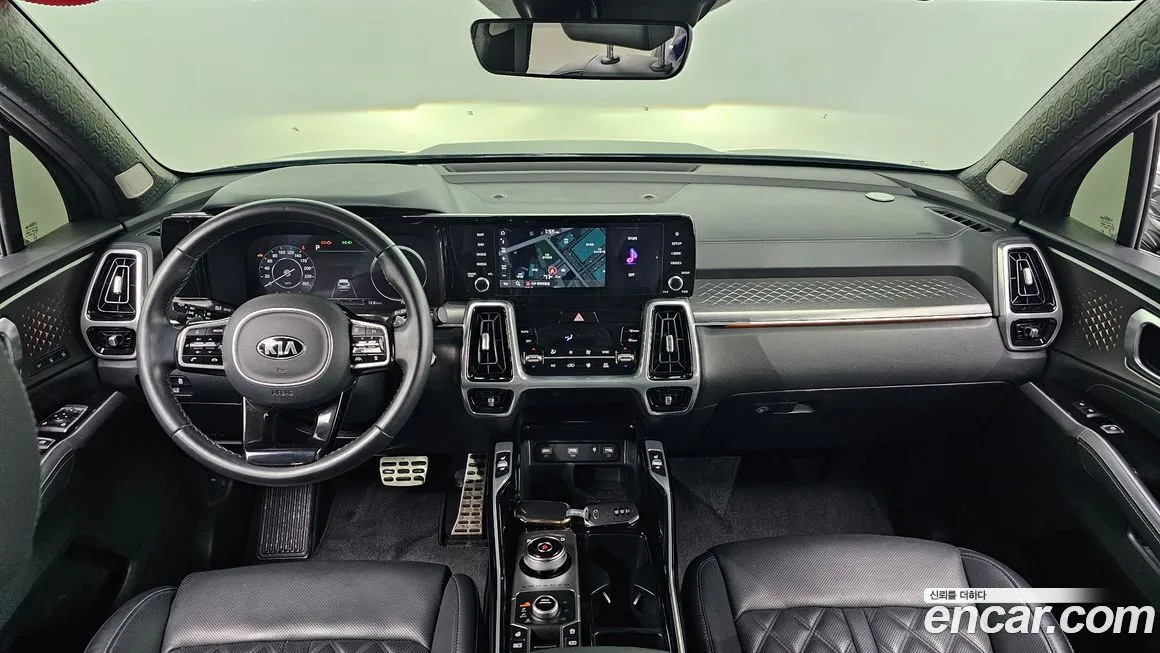 Kia Sorento — фото 7