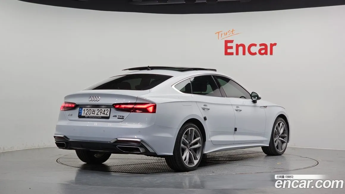 Audi A5 — фото 2