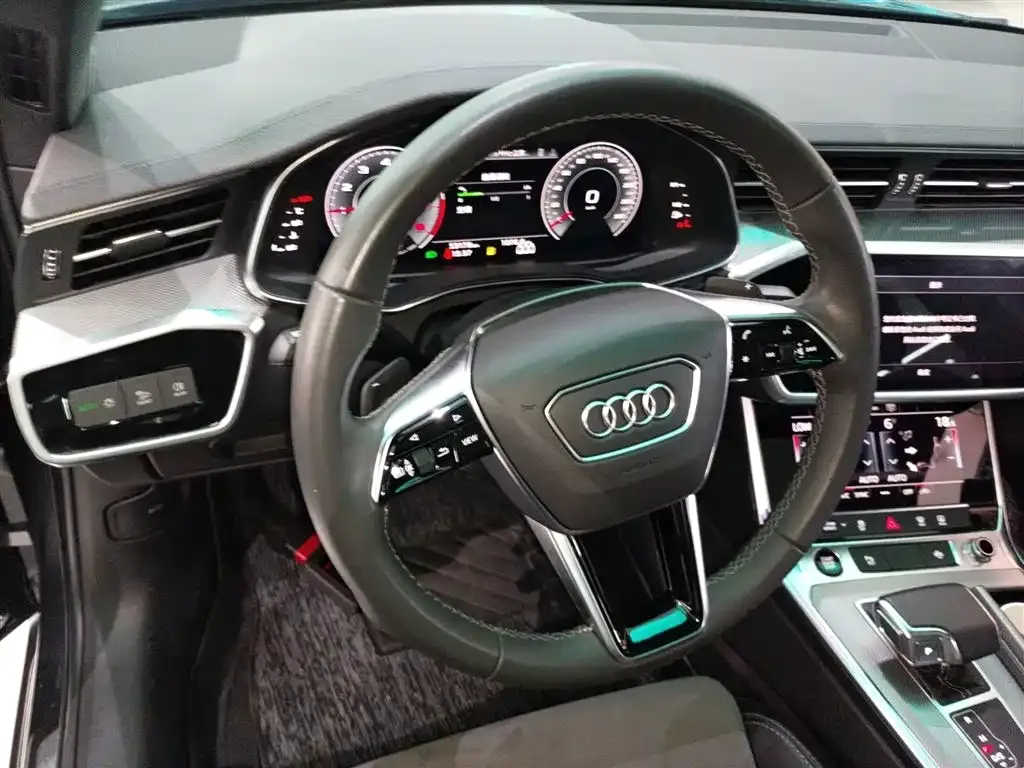 Audi A6L — фото 3