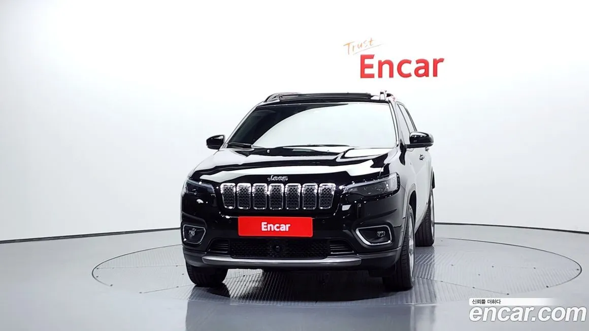 Jeep Cherokee — фото 3