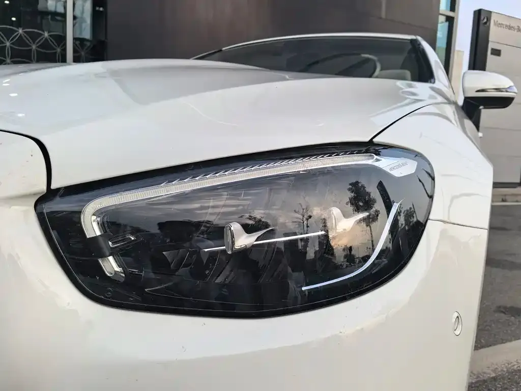 Mercedes-Benz E-Class (Import) — фото 5