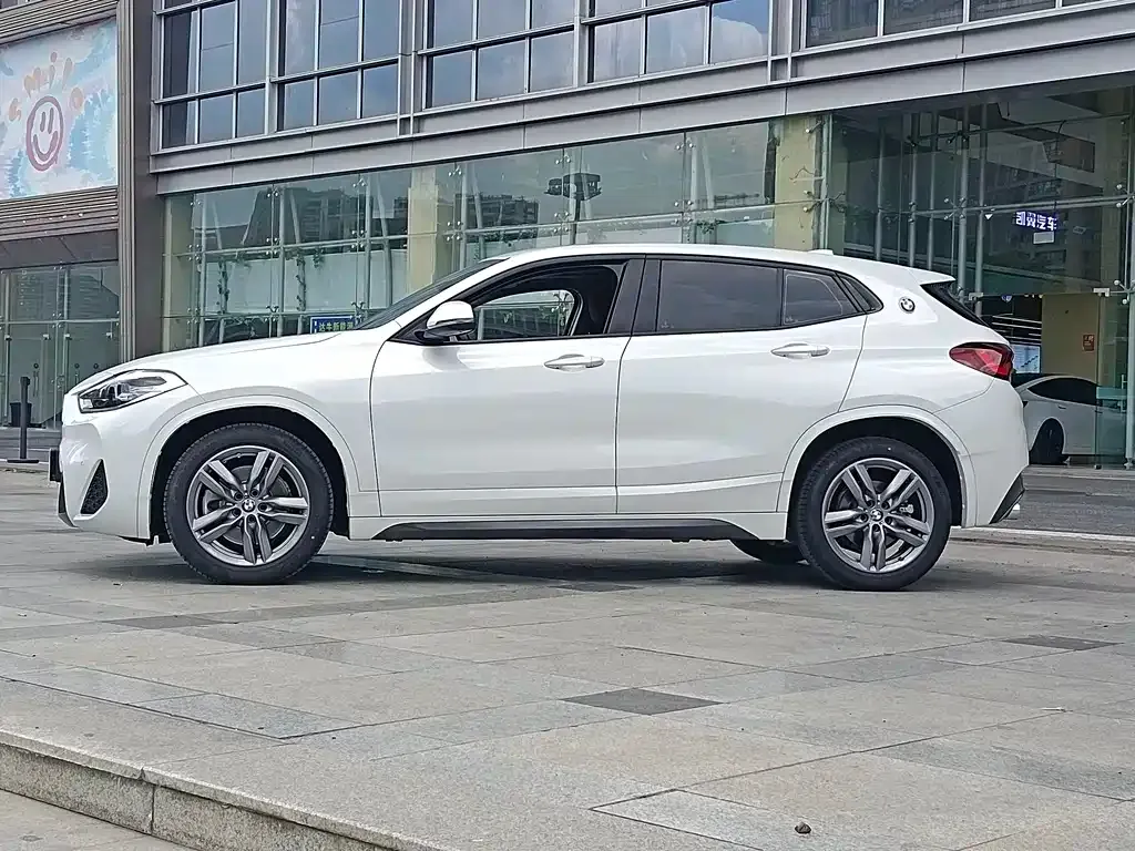 BMW X2 — фото 5