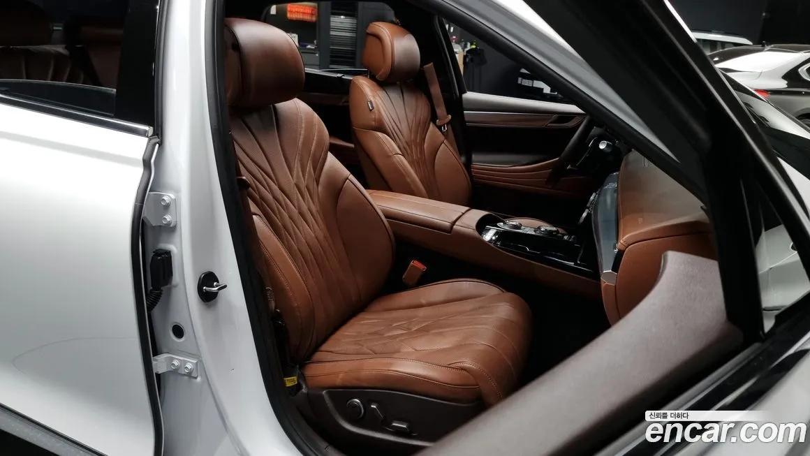 Genesis G80 — фото 10