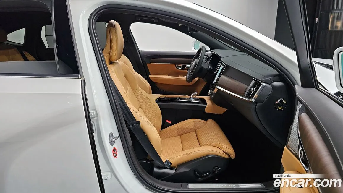 Volvo S90 — фото 10