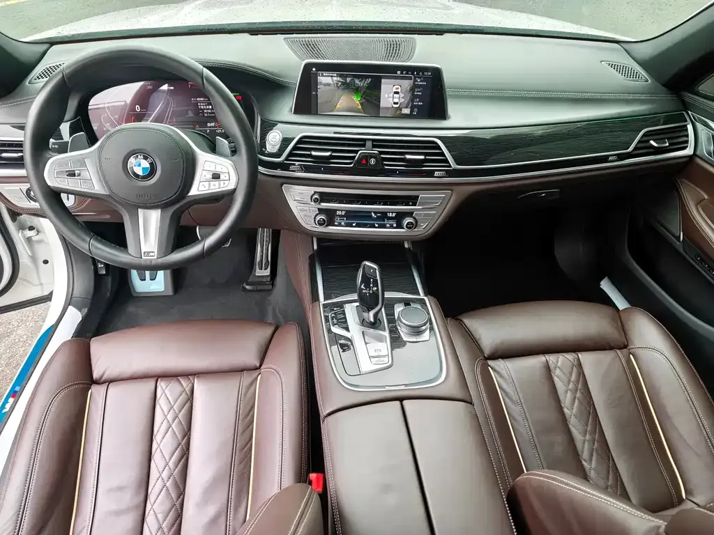 BMW 7 Series — фото 3