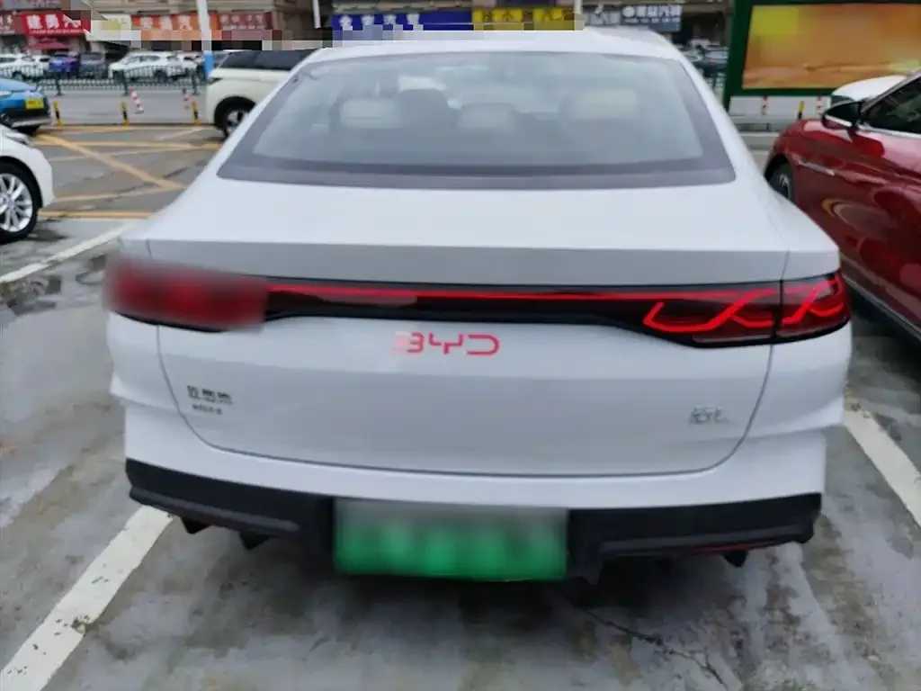 BYD Qin L — фото 6