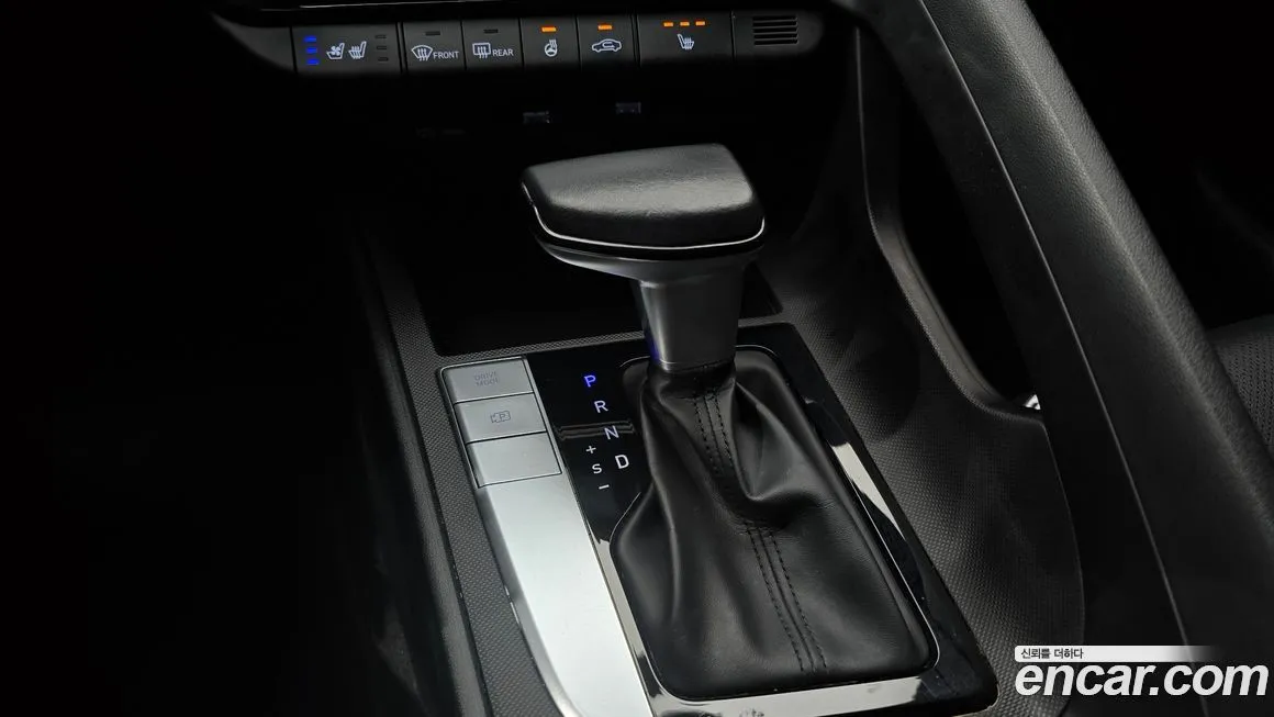 Hyundai AVANTE — фото 9