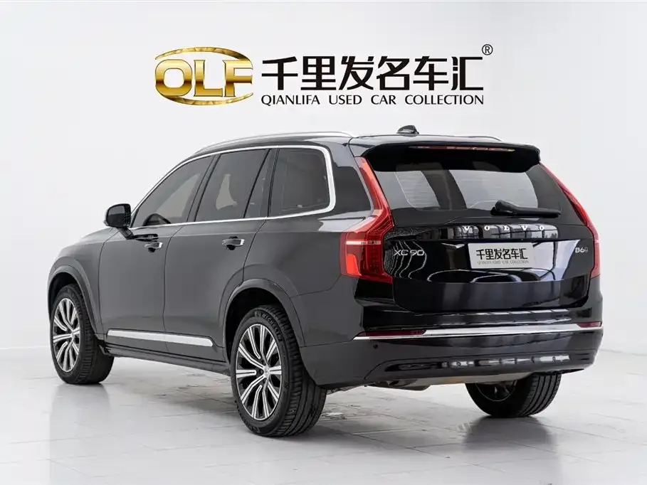 Volvo XC90 — фото 6