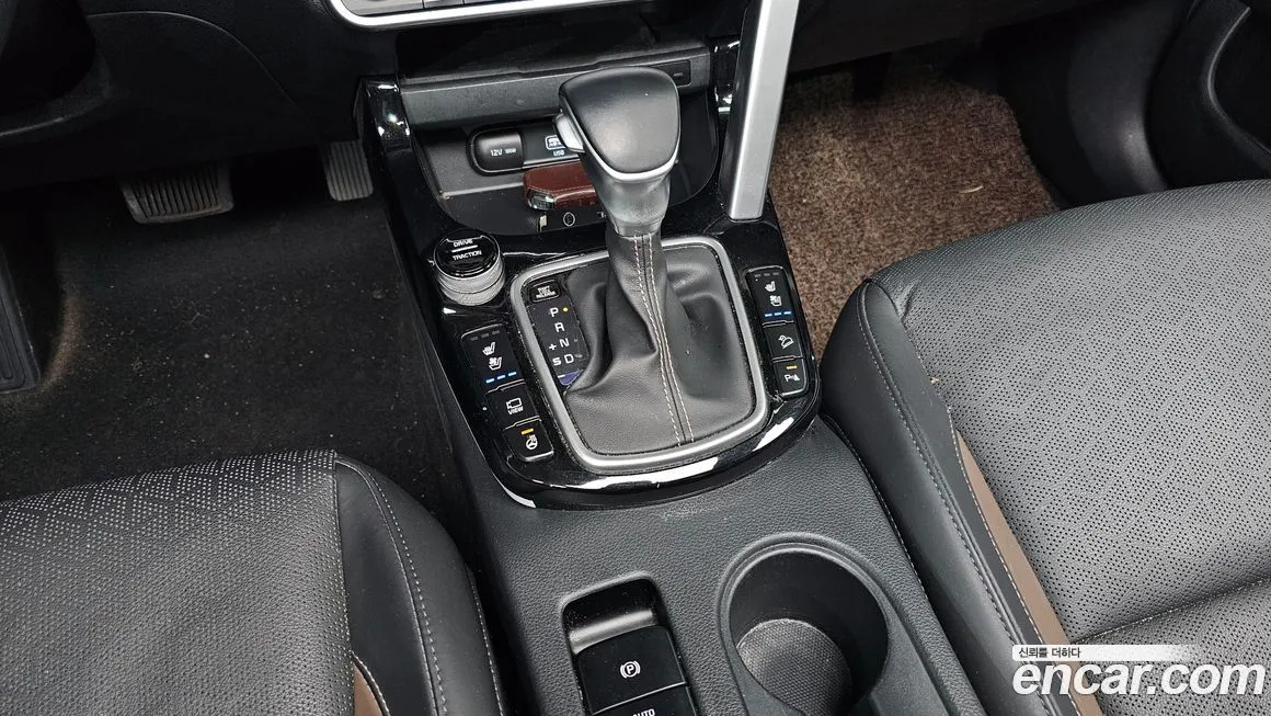 Kia Seltos — фото 9