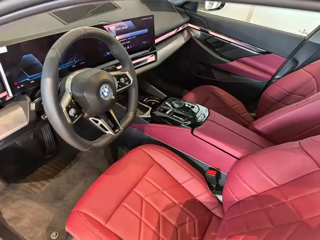 BMW i5 — фото 9