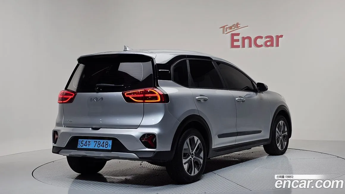 Kia Niro — фото 2