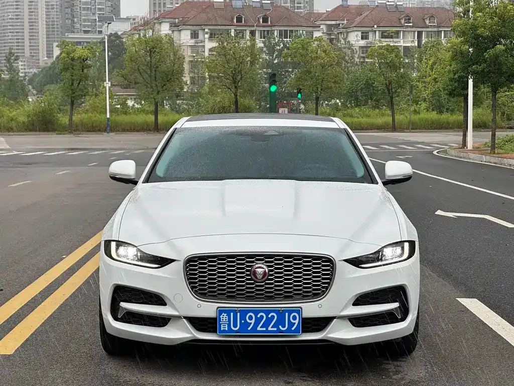 Jaguar XEL — фото 2