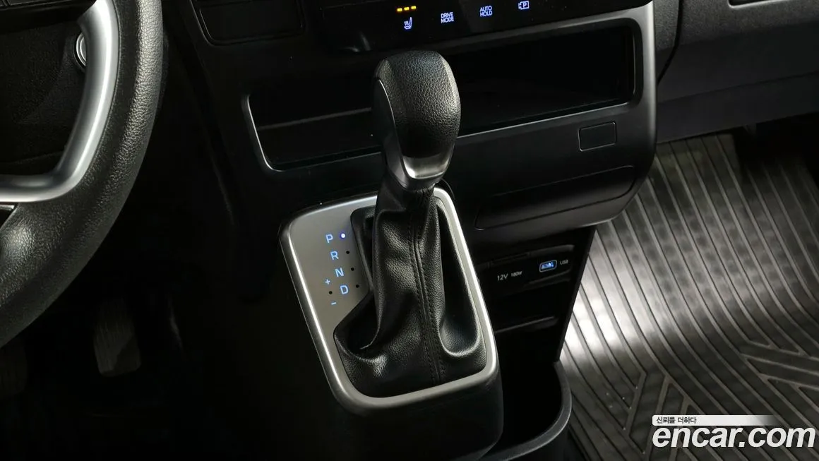 Hyundai Staria — фото 9
