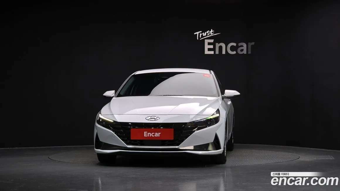 Hyundai AVANTE — фото 3