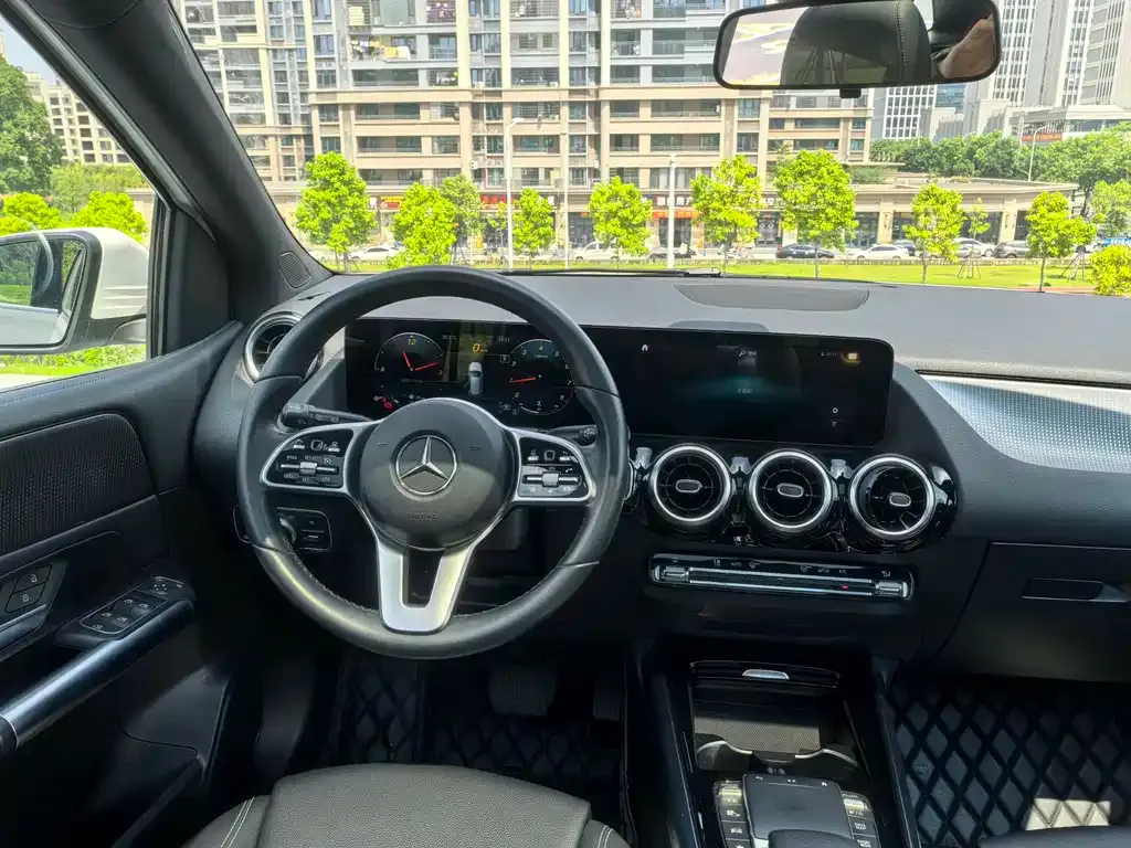 Mercedes-Benz B-Class — фото 10