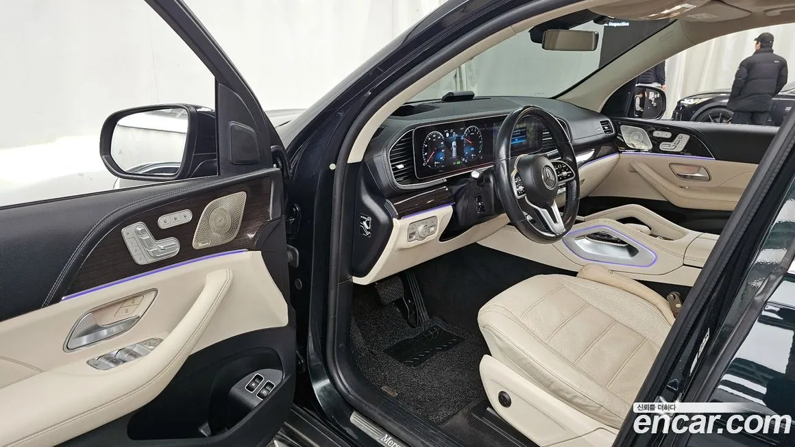 Mercedes-Benz GLE-Class — фото 10