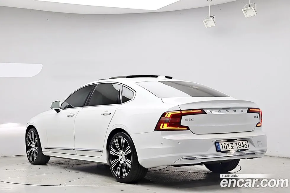 Volvo S90 — фото 2