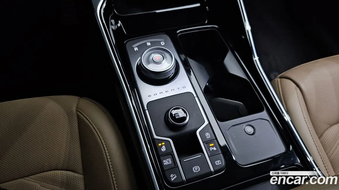 Kia Sorento — фото 9