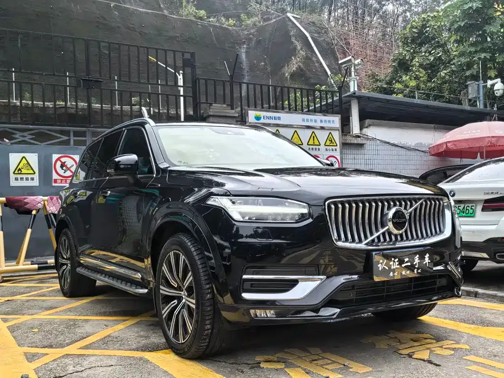 Volvo XC90 — фото 2