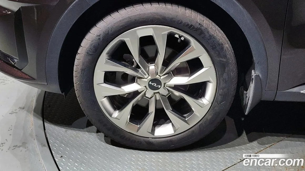 Kia Sorento — фото 5