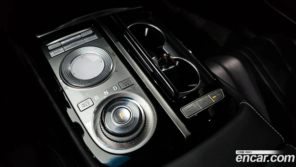Genesis G80 — фото 9