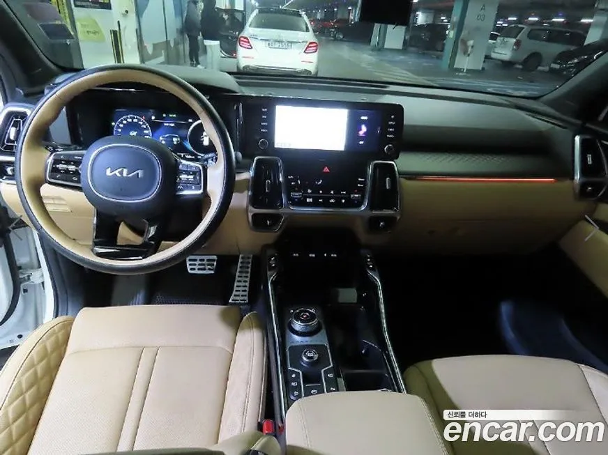 Kia Sorento — фото 10
