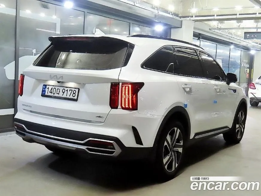 Kia Sorento — фото 4