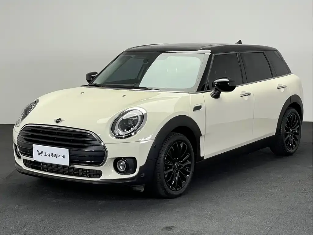MINI Clubman — фото 1