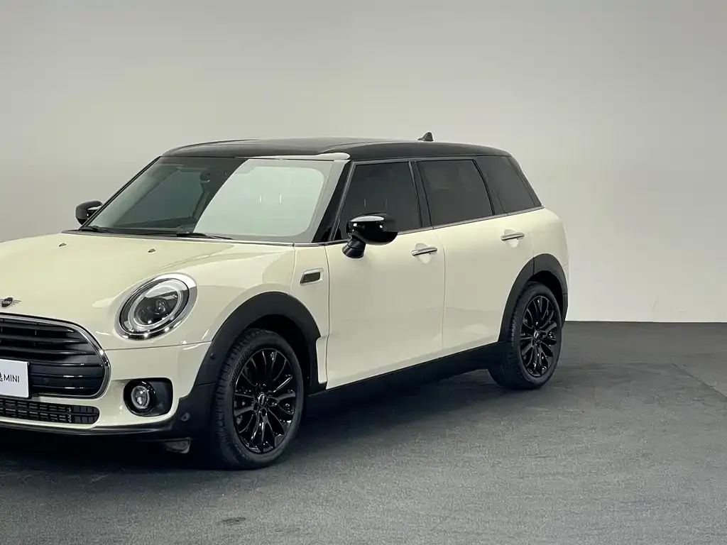 MINI Clubman — фото 7