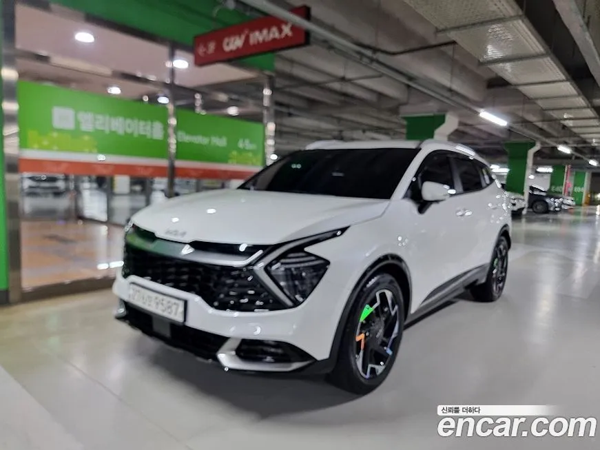 Kia Sportage — фото 1