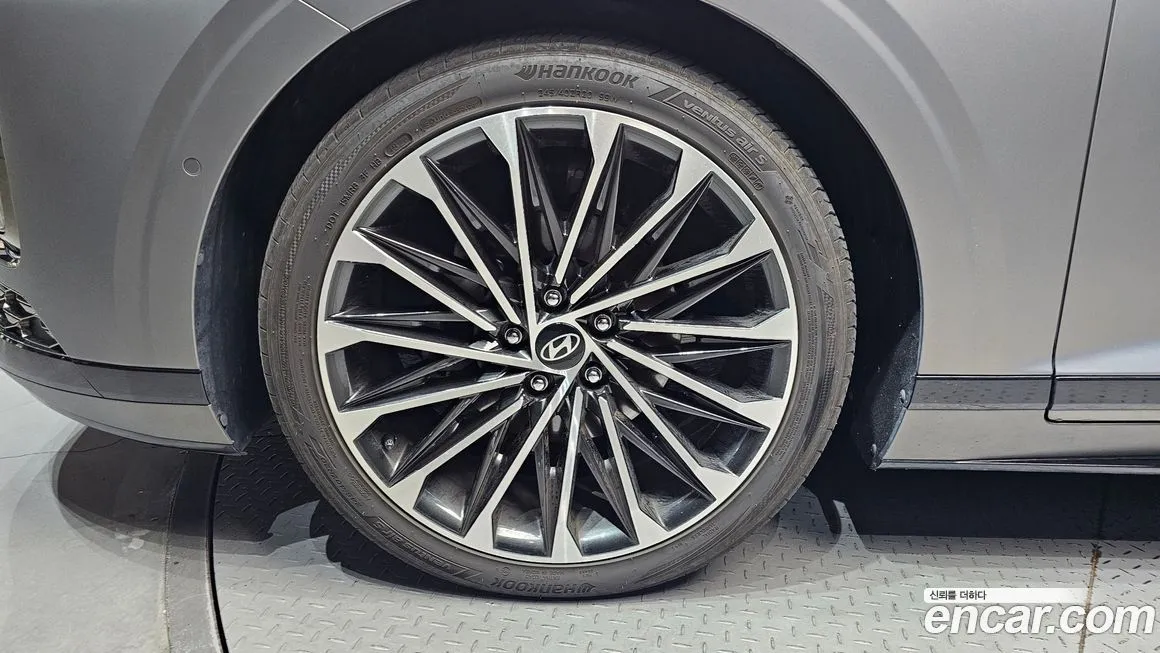 Hyundai Grandeur — фото 5