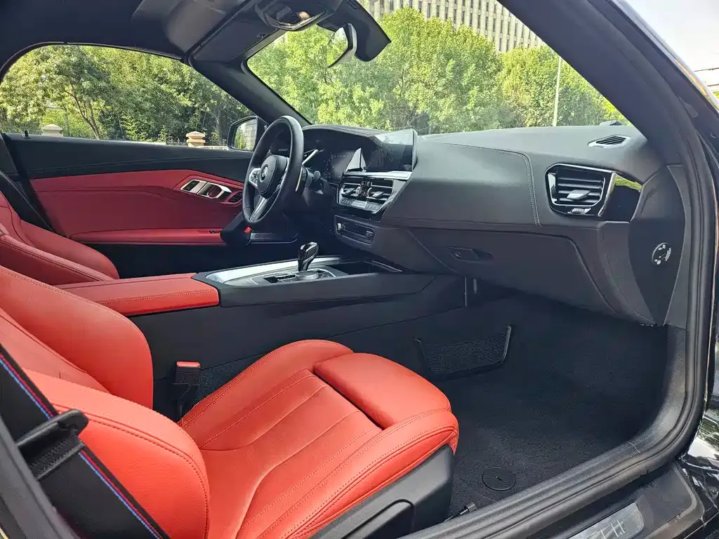BMW Z4 — фото 8