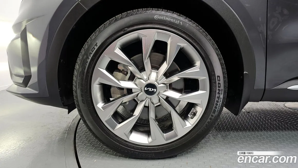 Kia Sorento — фото 5