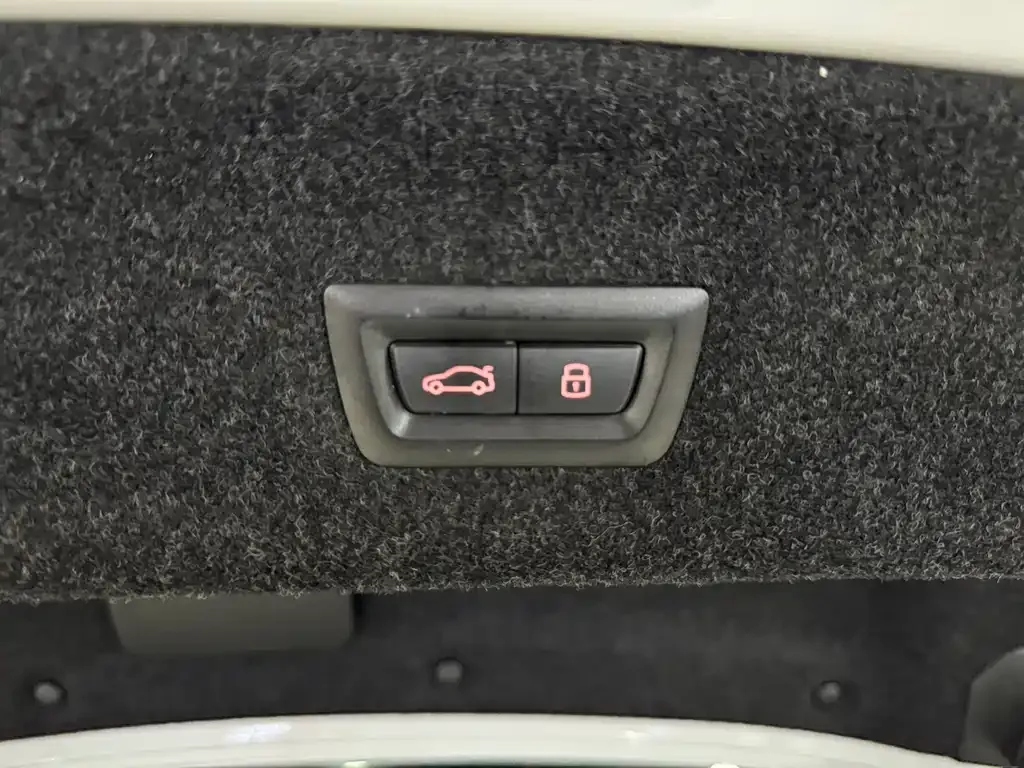 BMW 3 Series — фото 10