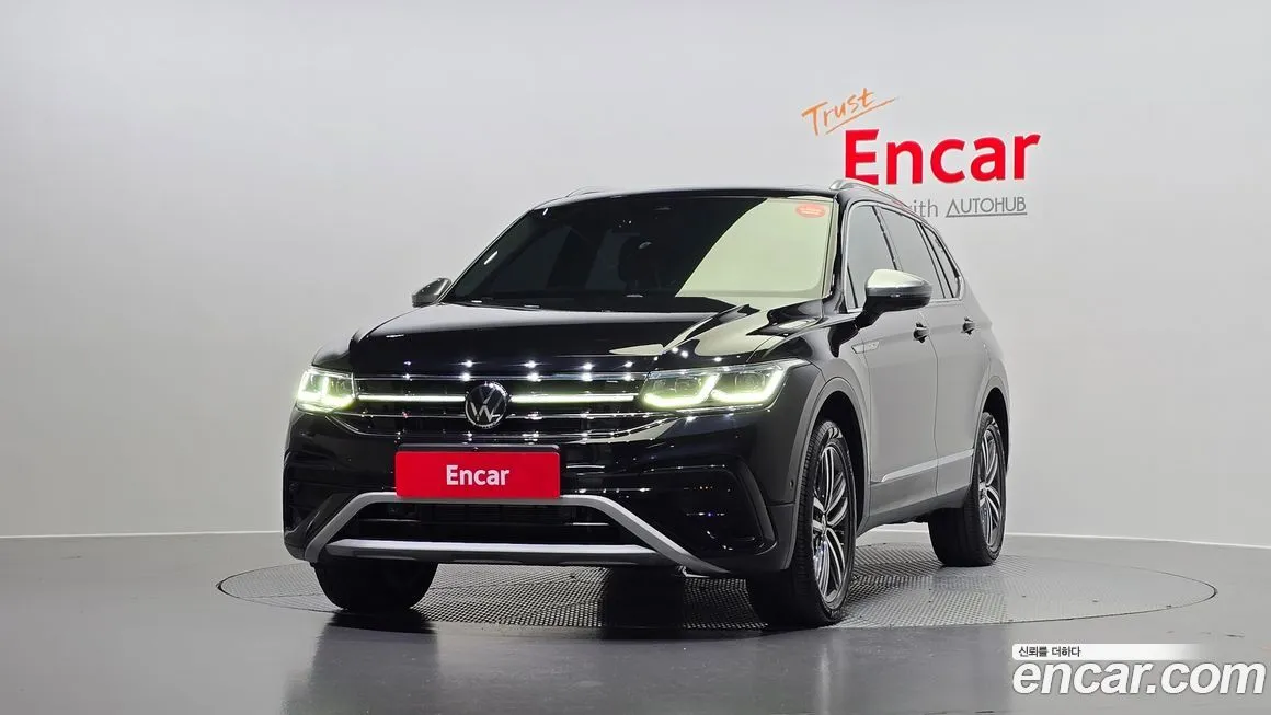 Volkswagen Tiguan — фото 3