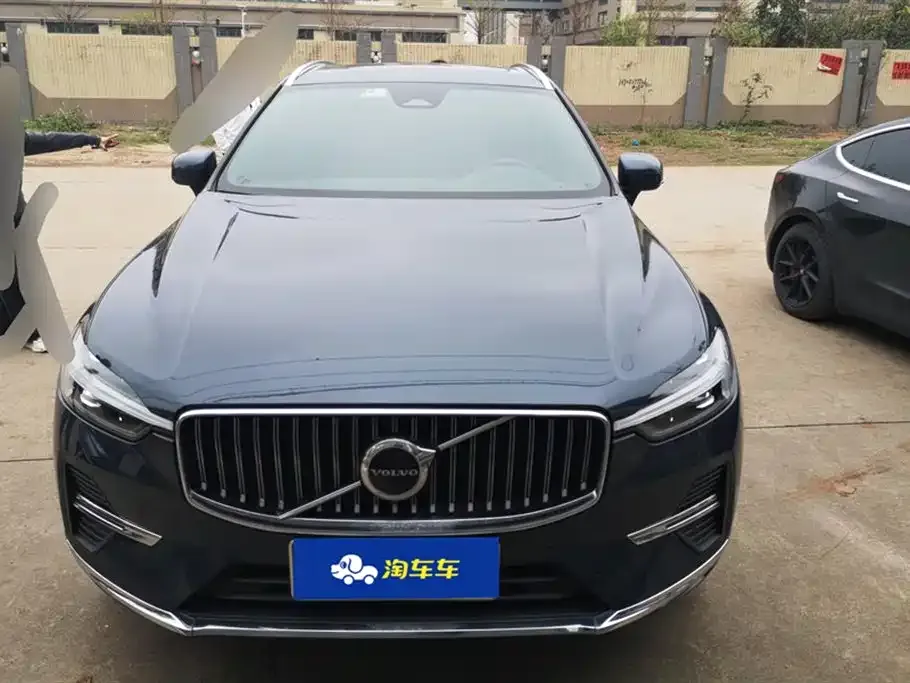 Volvo XC60 — фото 2