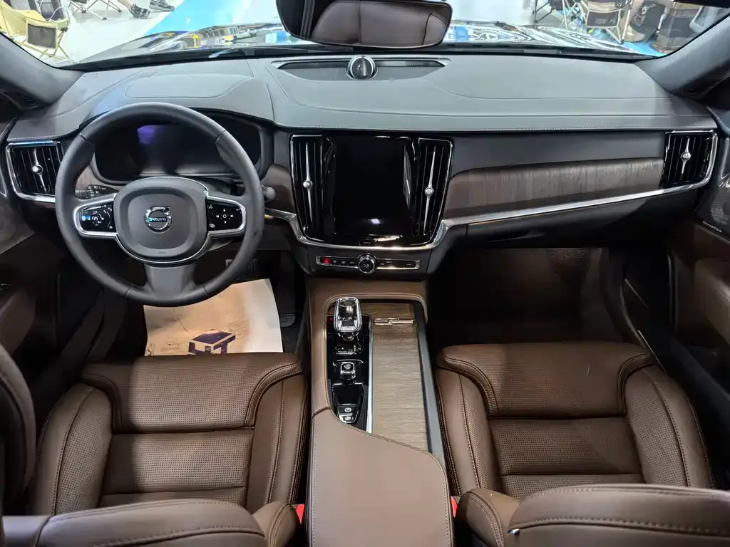 Volvo S90 — фото 10