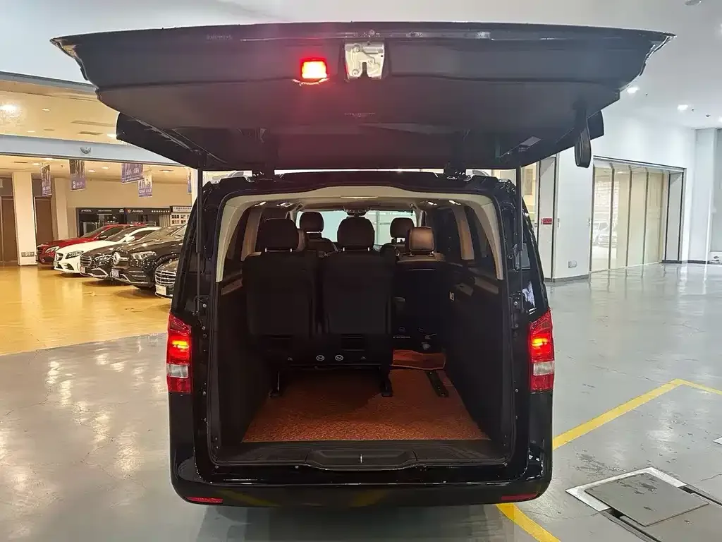 Mercedes-Benz Vito — фото 10