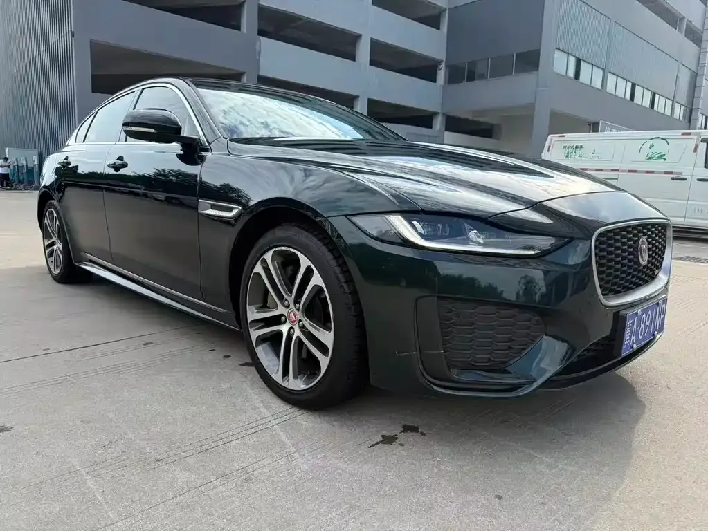Jaguar XEL — фото 2