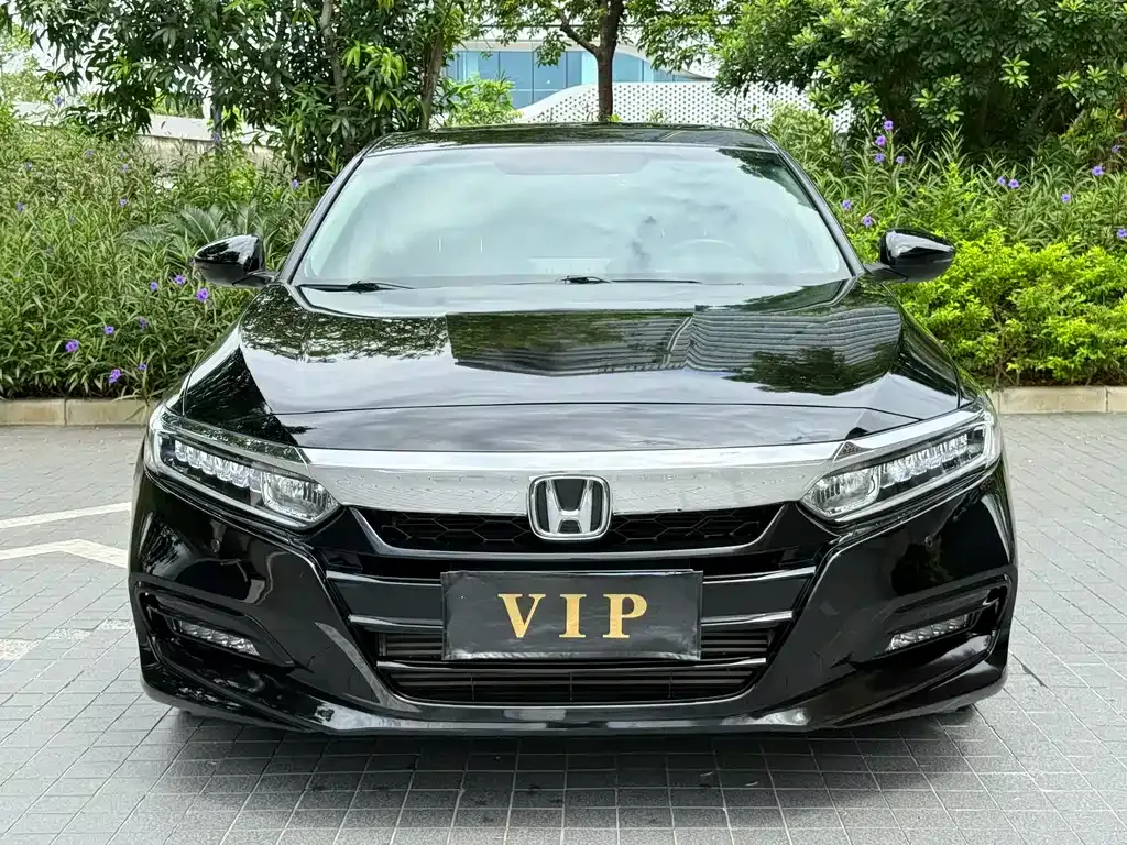 Honda Accord — фото 2
