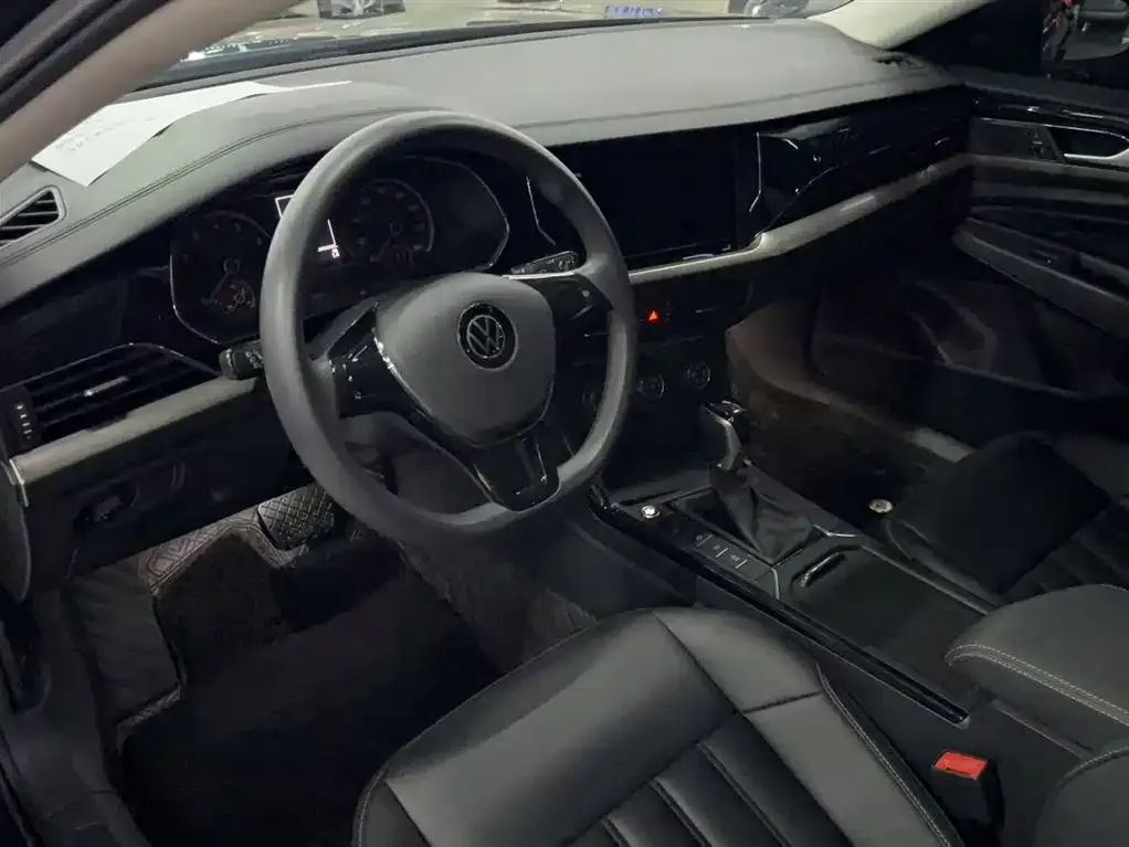 Volkswagen Passat — фото 10