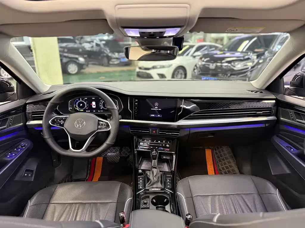 Volkswagen Passat New Energy — фото 4