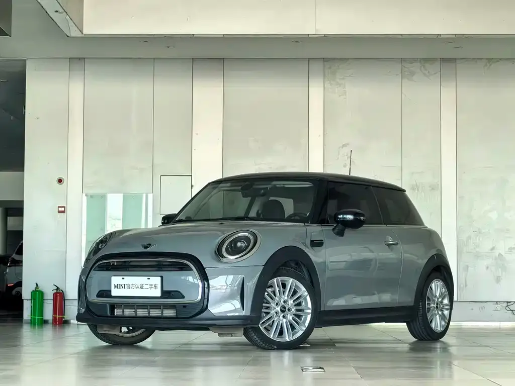 MINI Cooper (3-door) — фото 1