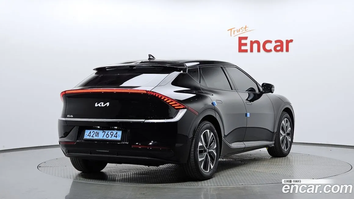 Kia EV6 — фото 2