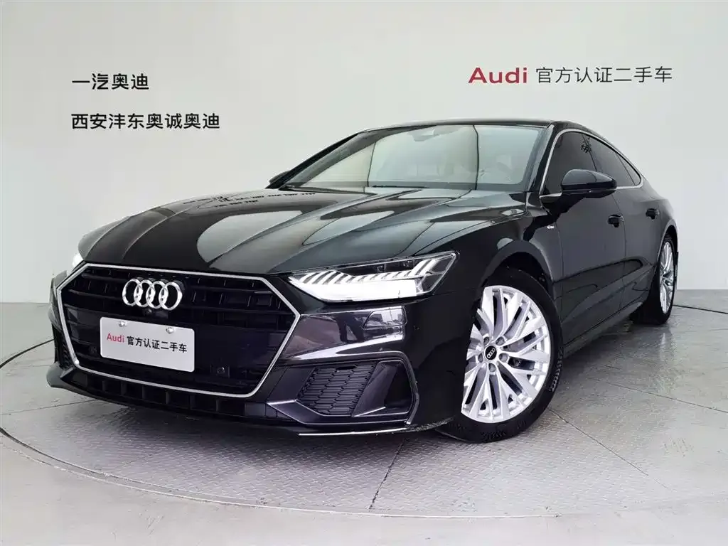 Audi A7 — фото 1