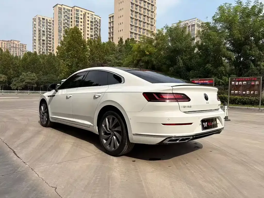 Volkswagen CC — фото 7