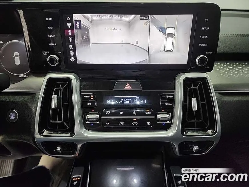Kia Sorento — фото 10