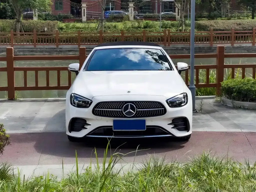 Mercedes-Benz E-Class (Import) — фото 2
