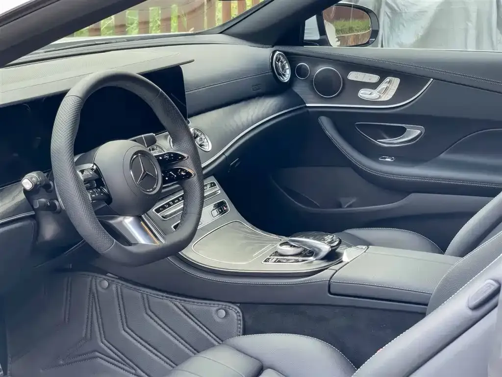 Mercedes-Benz E-Class (Import) — фото 9